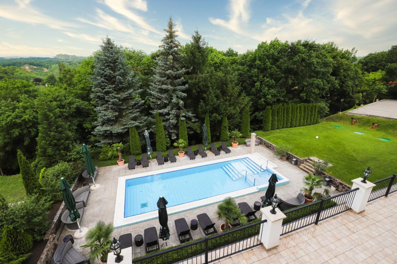 Calimbra Wellness Hotel Superior Miskolc Bagian luar foto