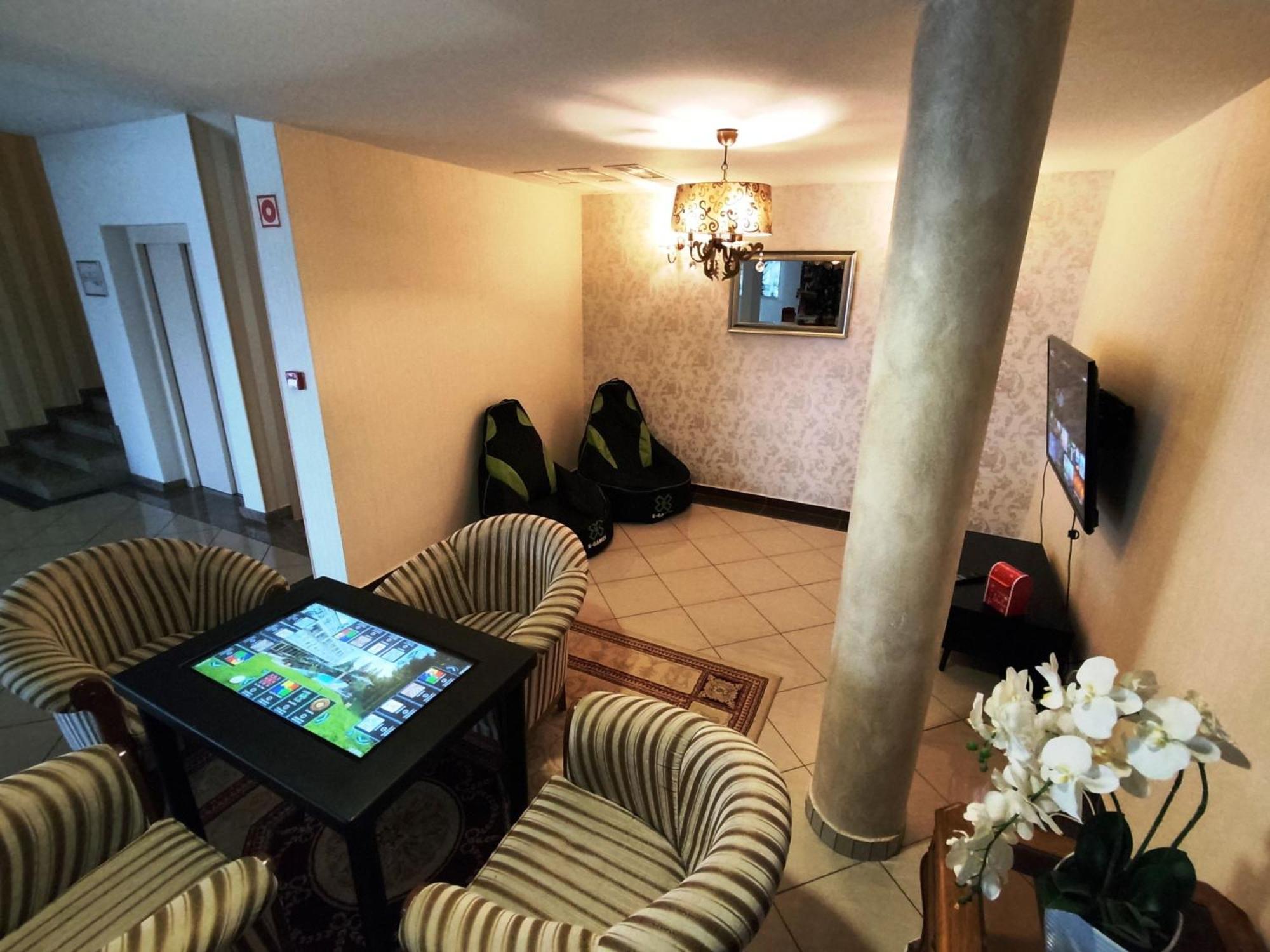 Calimbra Wellness Hotel Superior Miskolc Bagian luar foto