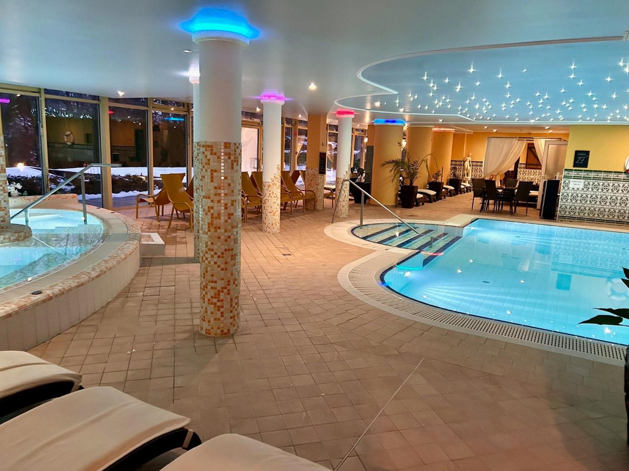Calimbra Wellness Hotel Superior Miskolc Bagian luar foto